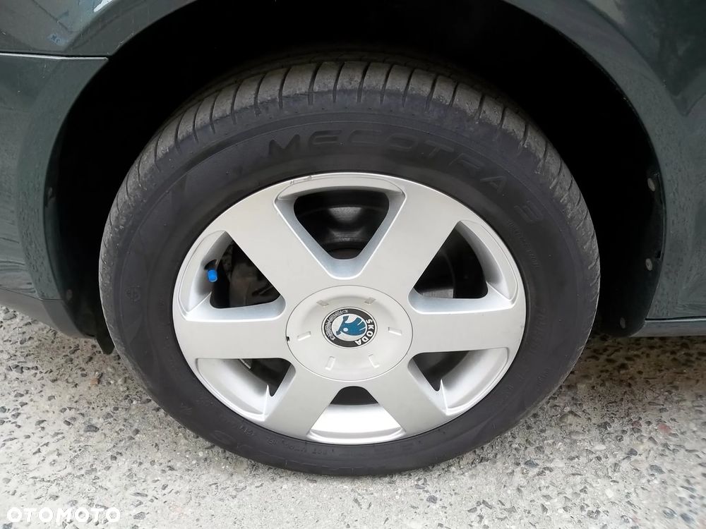 Skoda Octavia 1.9 TDI DSG Elegance - 16