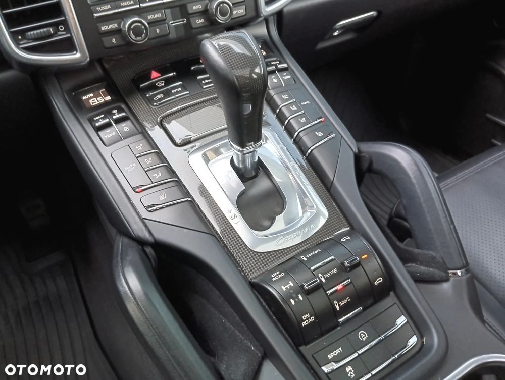 Porsche Cayenne Diesel Platinum Edition - 24