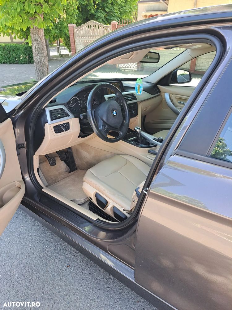 BMW Seria 3 318d Blue Performance Luxury Line - 9