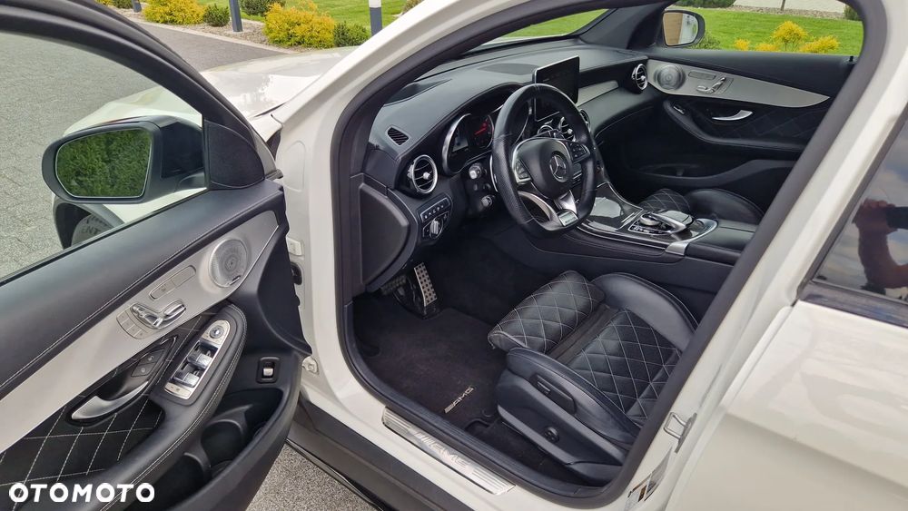 Mercedes-Benz GLC AMG 63 S 4Matic+ AMG Speedshift MCT 9G - 20