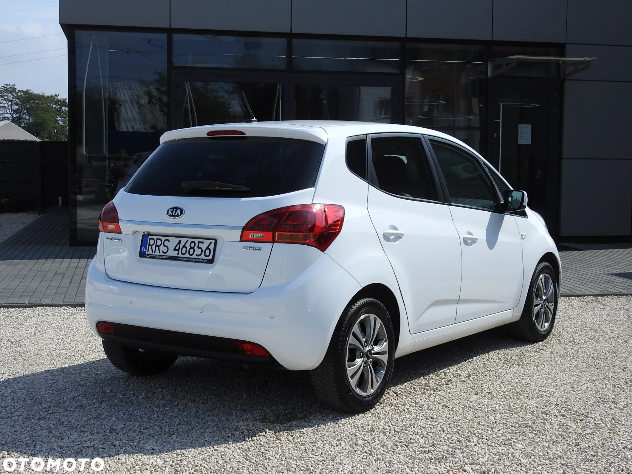 Kia Venga 1.4 CRDi 90 Business Line - 4