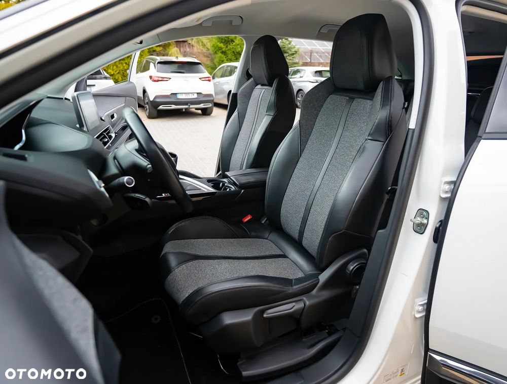 Peugeot 3008 PureTech 130 Stop & Start Allure - 26