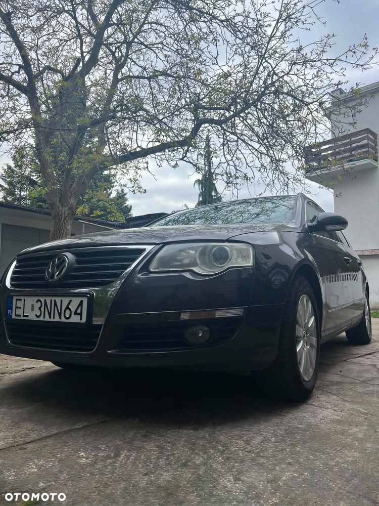 Volkswagen Passat 2.0 TDI Comfortline DSG - 12