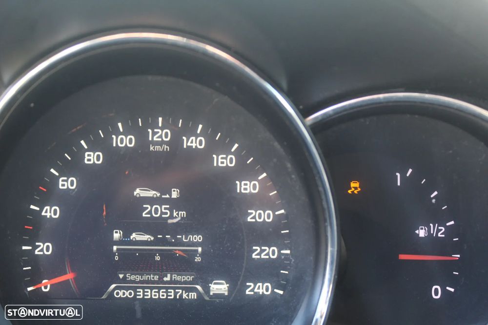 Kia Ceed SW 1.6 CRDi ECO - 13