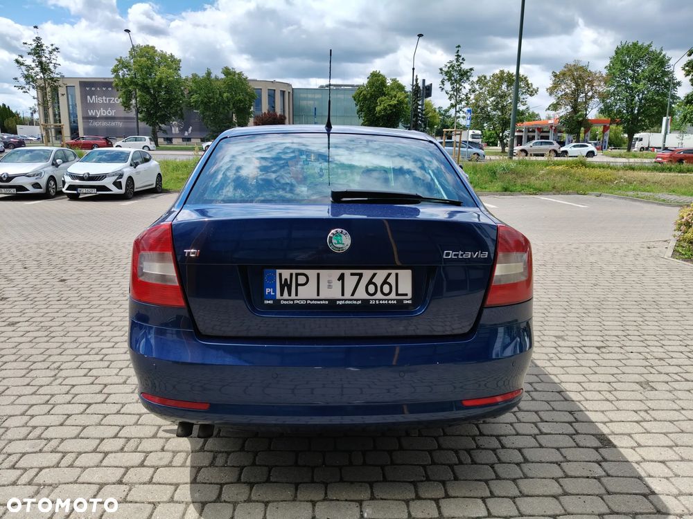 Skoda Octavia 2.0 TDI Ambiente - 8
