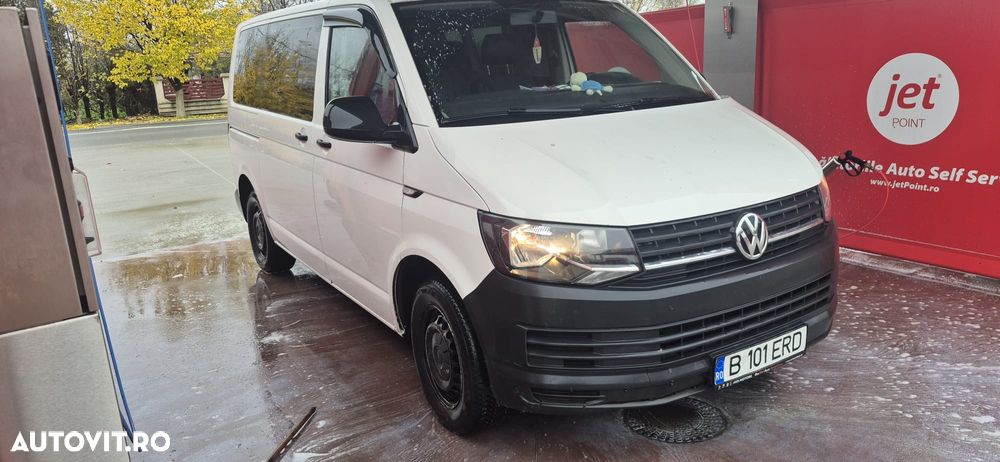 Volkswagen Transporter - 2