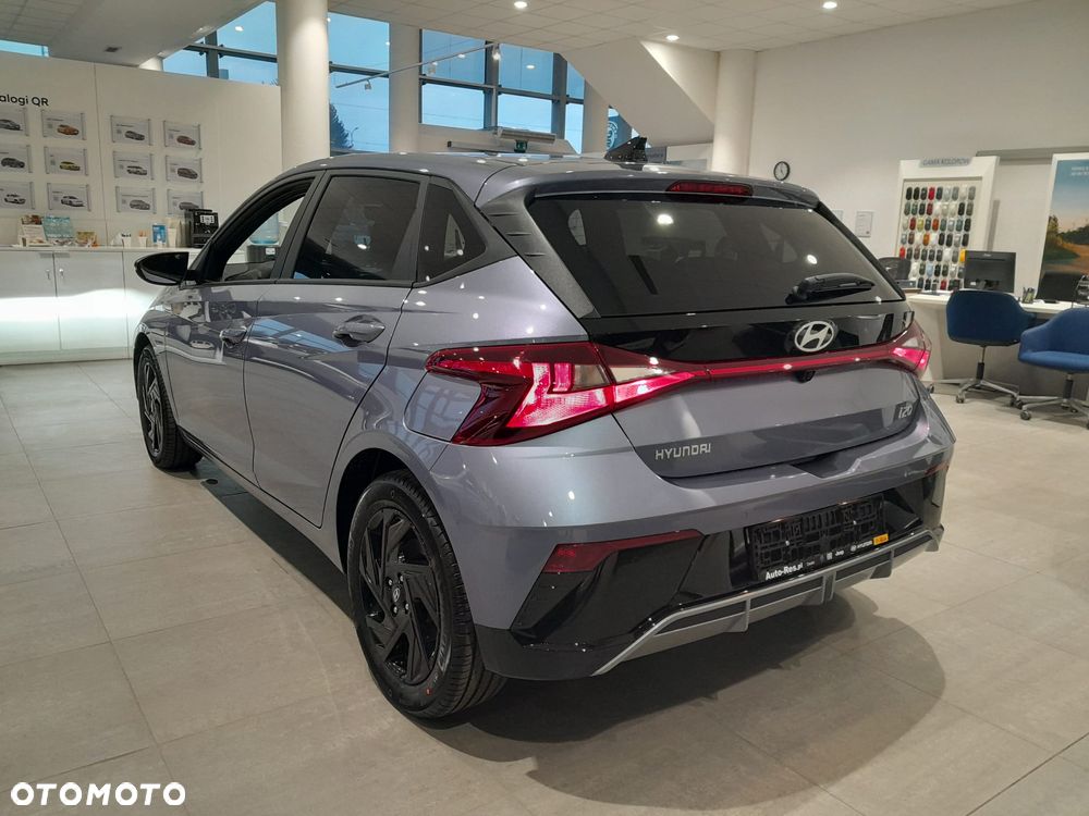 Hyundai i20 1.0 T-GDi Modern Black DCT - 2