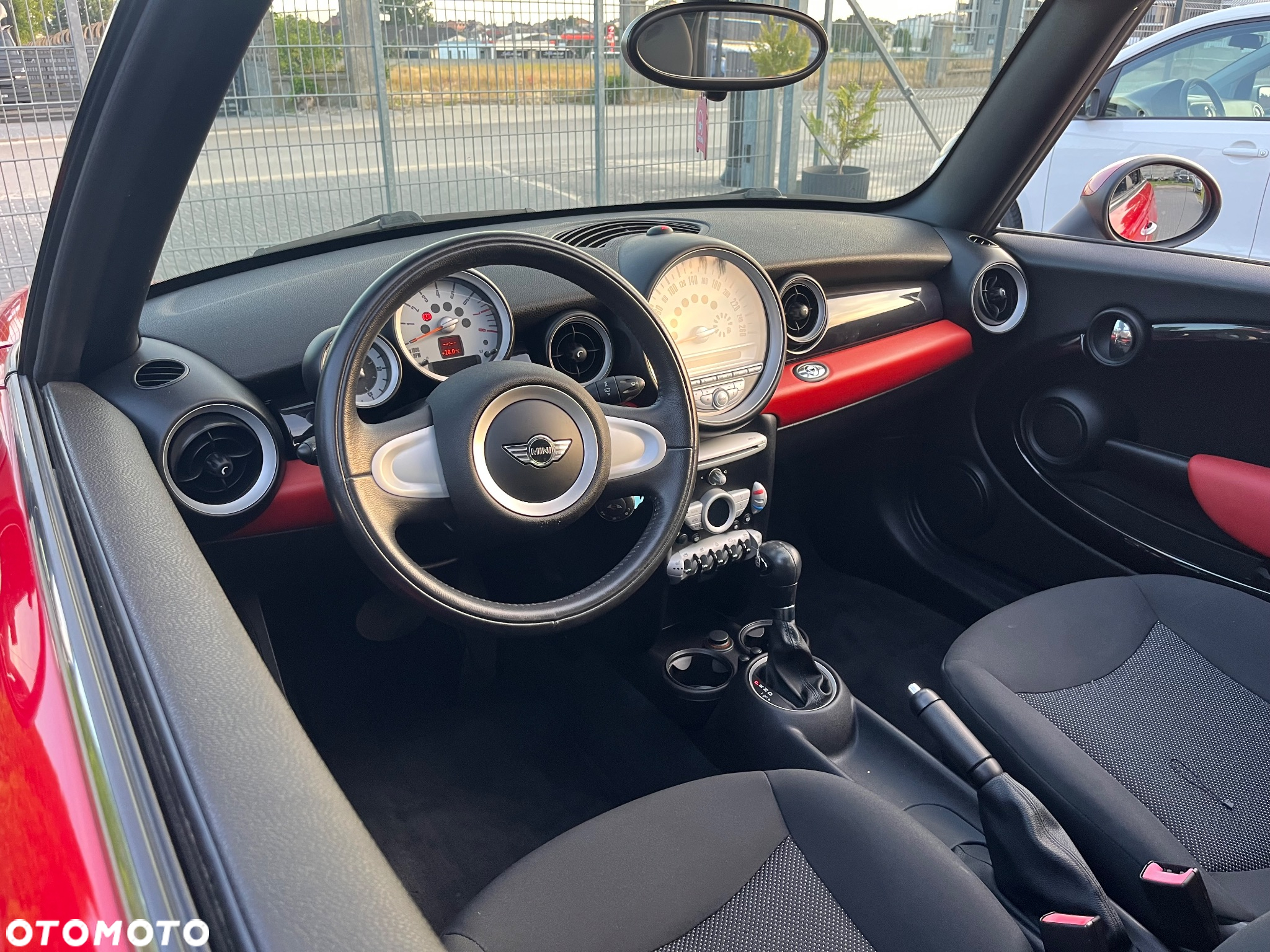 MINI Cooper - 6