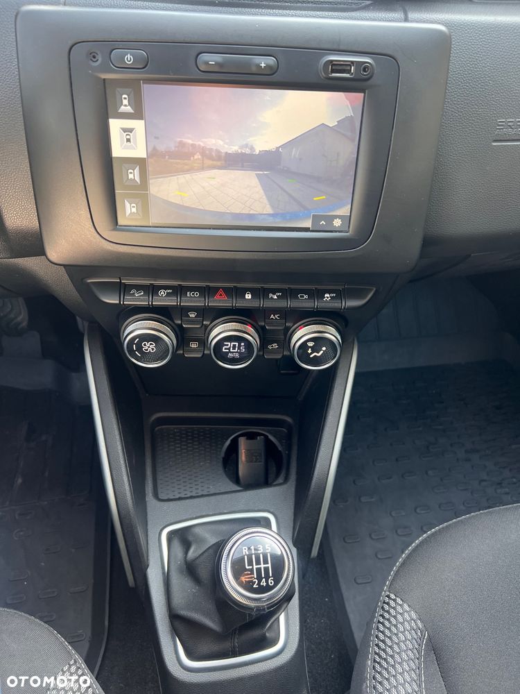Dacia Duster 1.6 SCe Prestige 4WD - 11