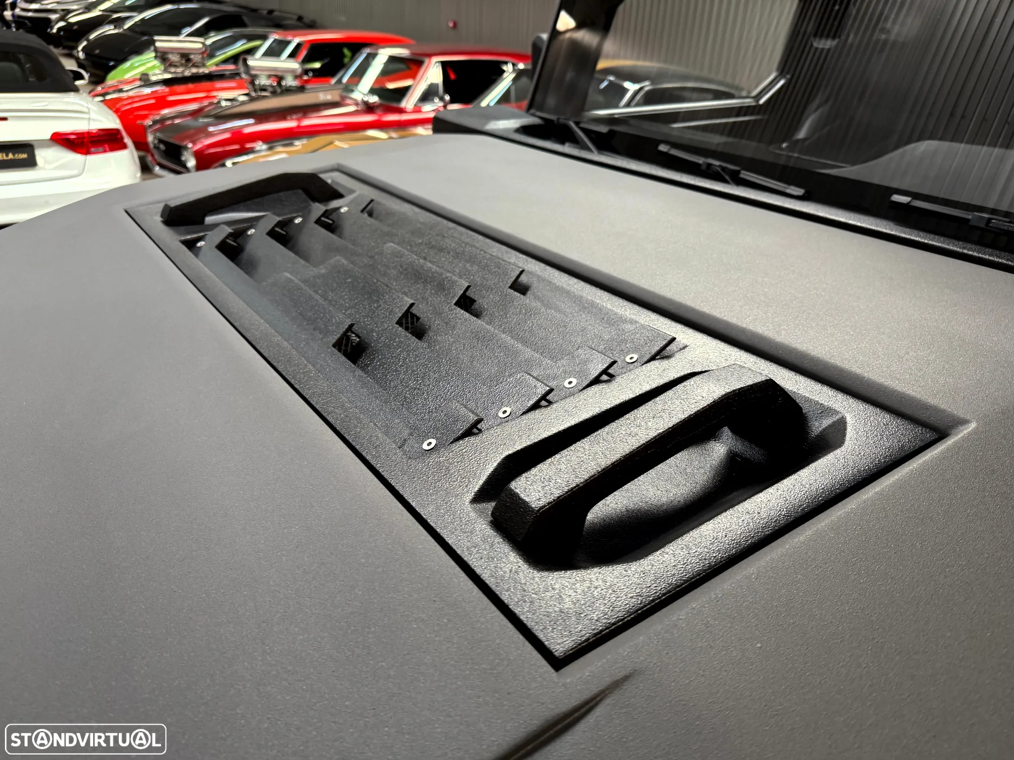 Hummer H2 Slantaback Custom 6.0 V8 - 40