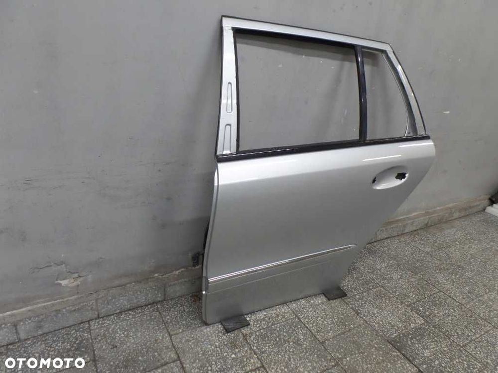 MERCEDES E KLASA W211 KOMBI DRZWI LEWY TYL TYLNE 02-09 - 2