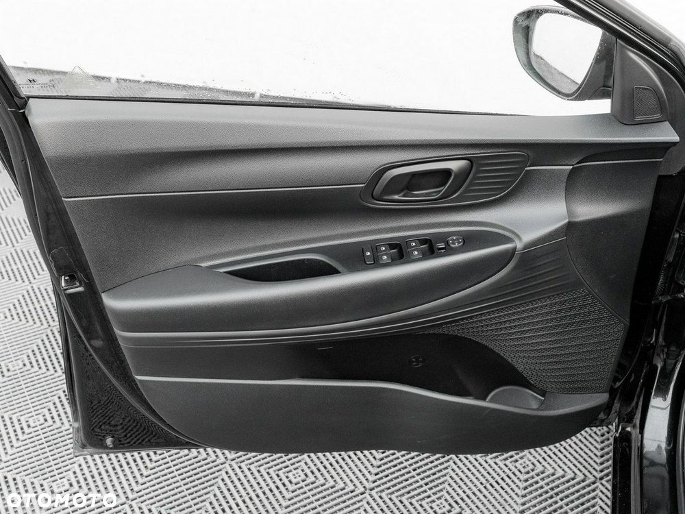 Hyundai i20 1.2 Pure - 10