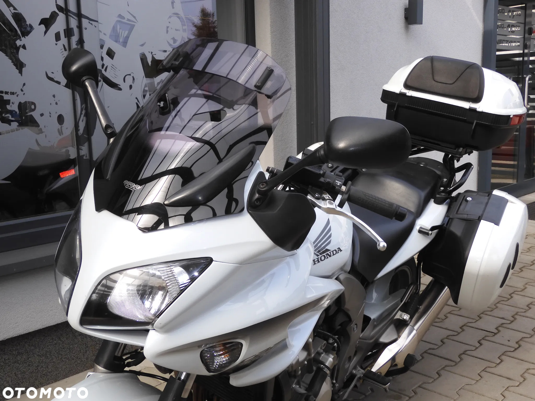 Honda CBF - 22