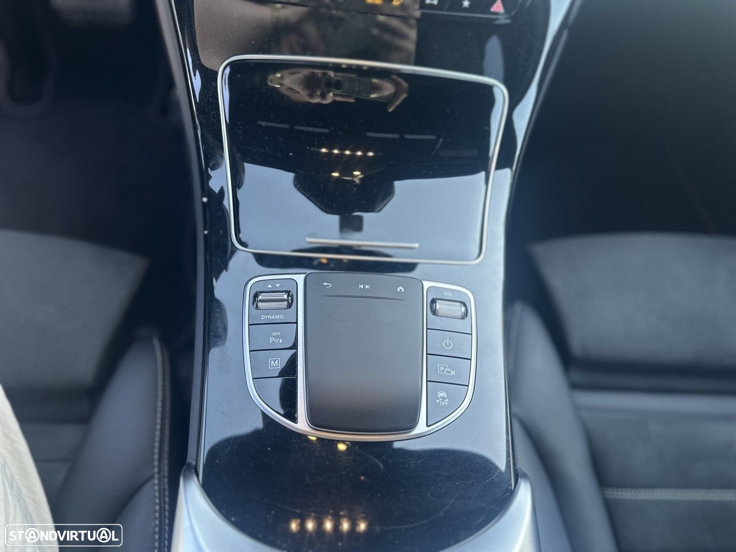 Mercedes-Benz GLC 300 e 4Matic 9G-TRONIC AMG Line - 17