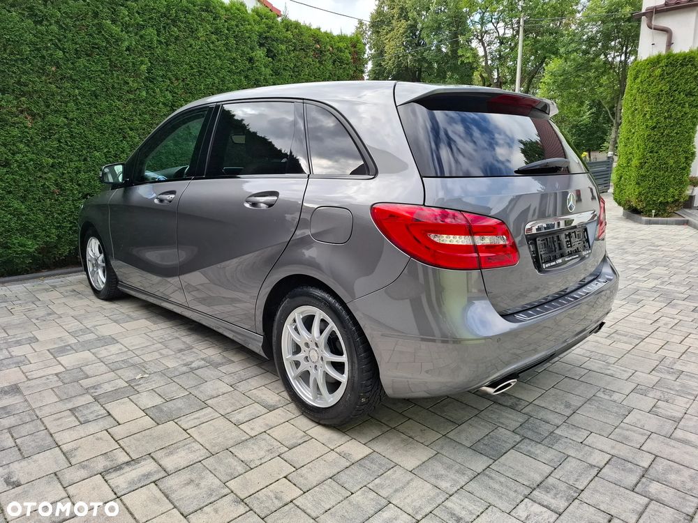 Mercedes-Benz Klasa B 200 (BlueEFFICIENCY) - 8