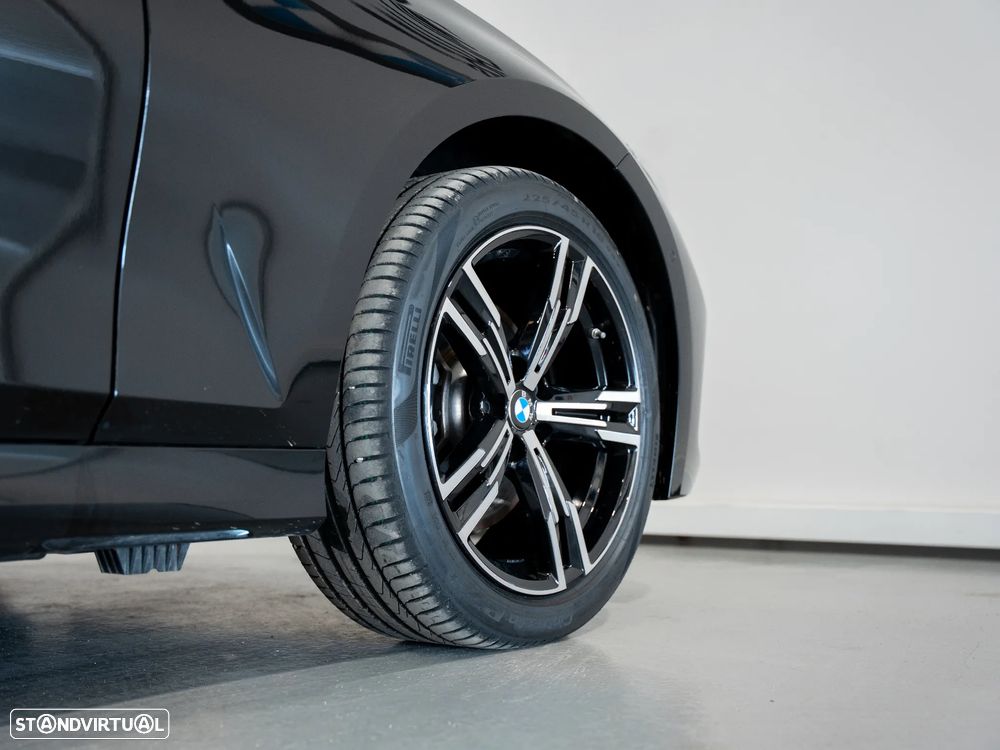 BMW 330 e Pack Desportivo M Auto - 31