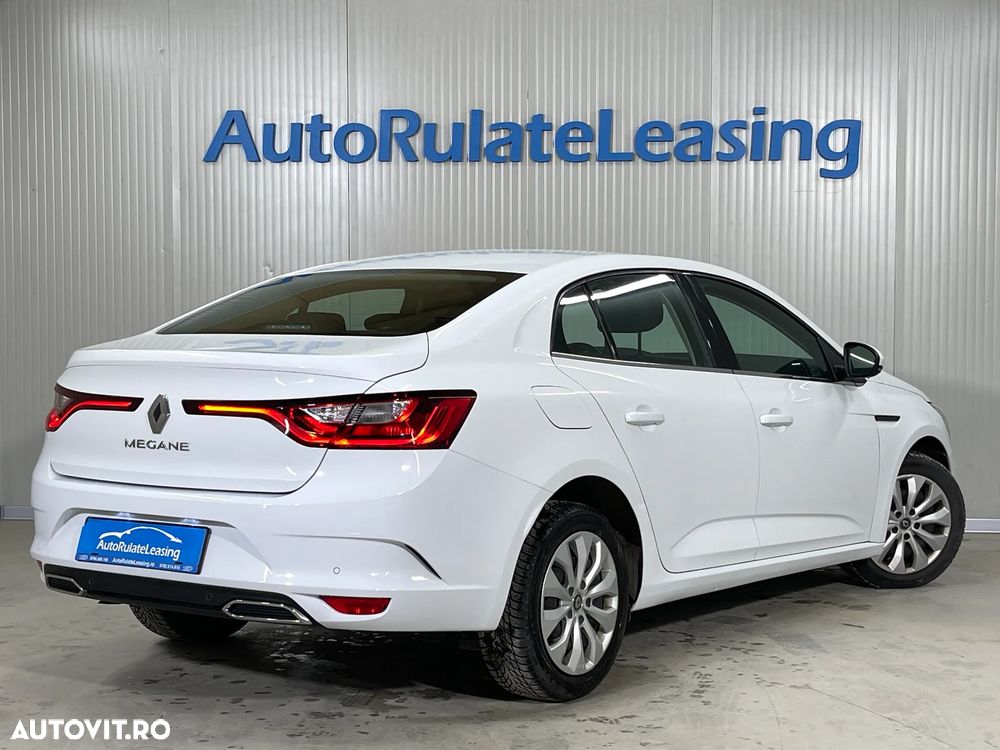 Renault Megane TCe EDC Zen - 3