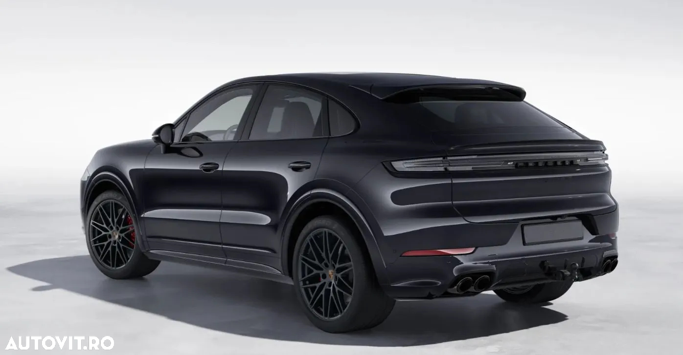 Porsche Cayenne Coupe GTS - 2
