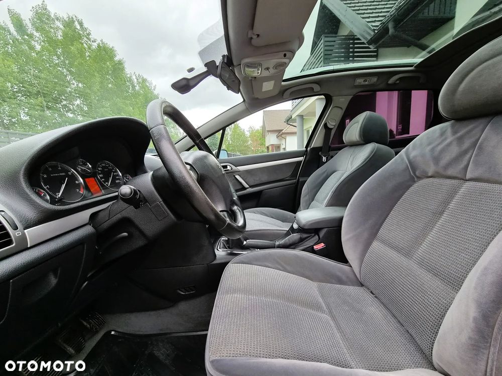 Peugeot 407 - 9