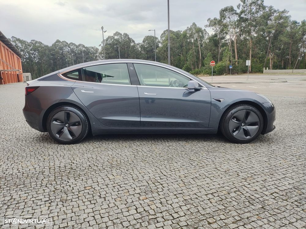 Tesla Model 3 Standard Range Plus RWD - 1