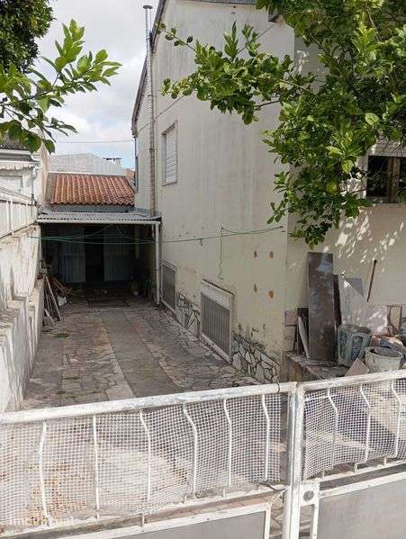 Casa com garagem para alugar - Grande imagem: 3/12
