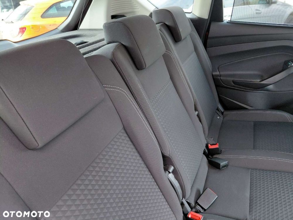 Ford C-MAX - 16
