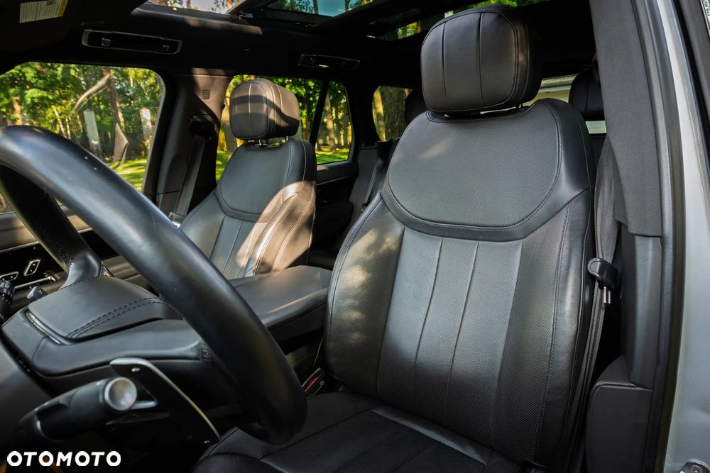 Land Rover Range Rover P400 SE - 9