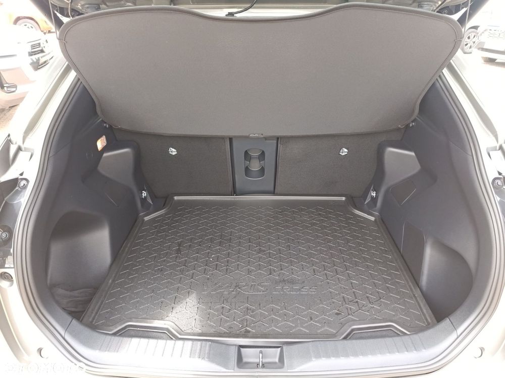 Toyota Yaris Cross Hybrid 1.5 Style - 13