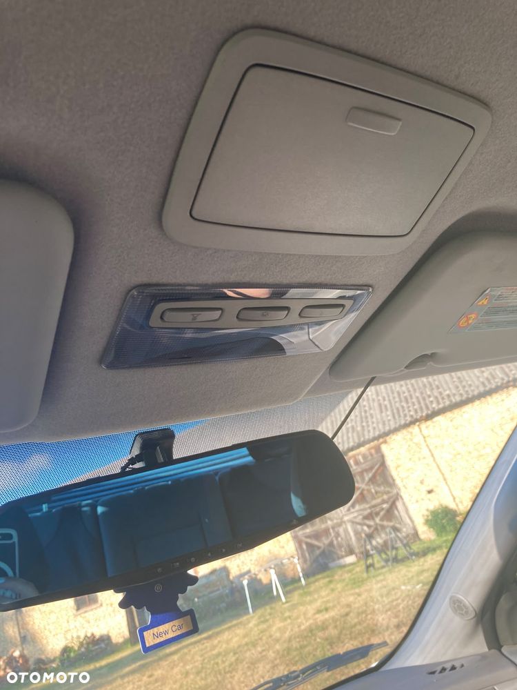Nissan Almera - 39