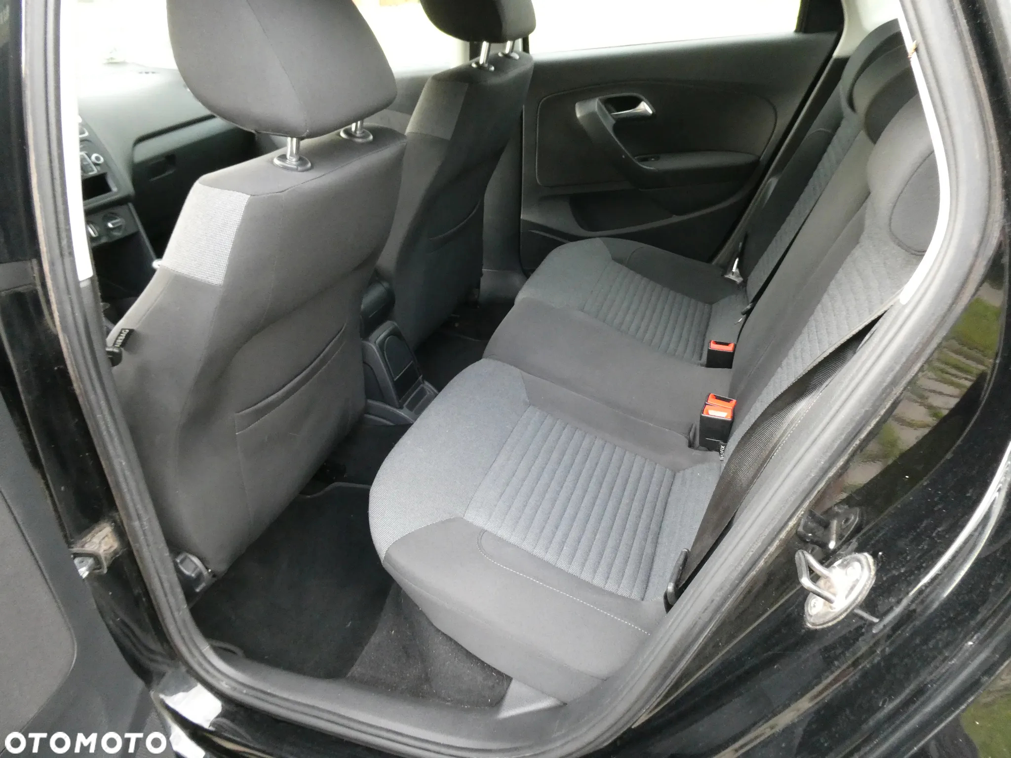 Volkswagen Polo 1.4 16V Comfortline - 12