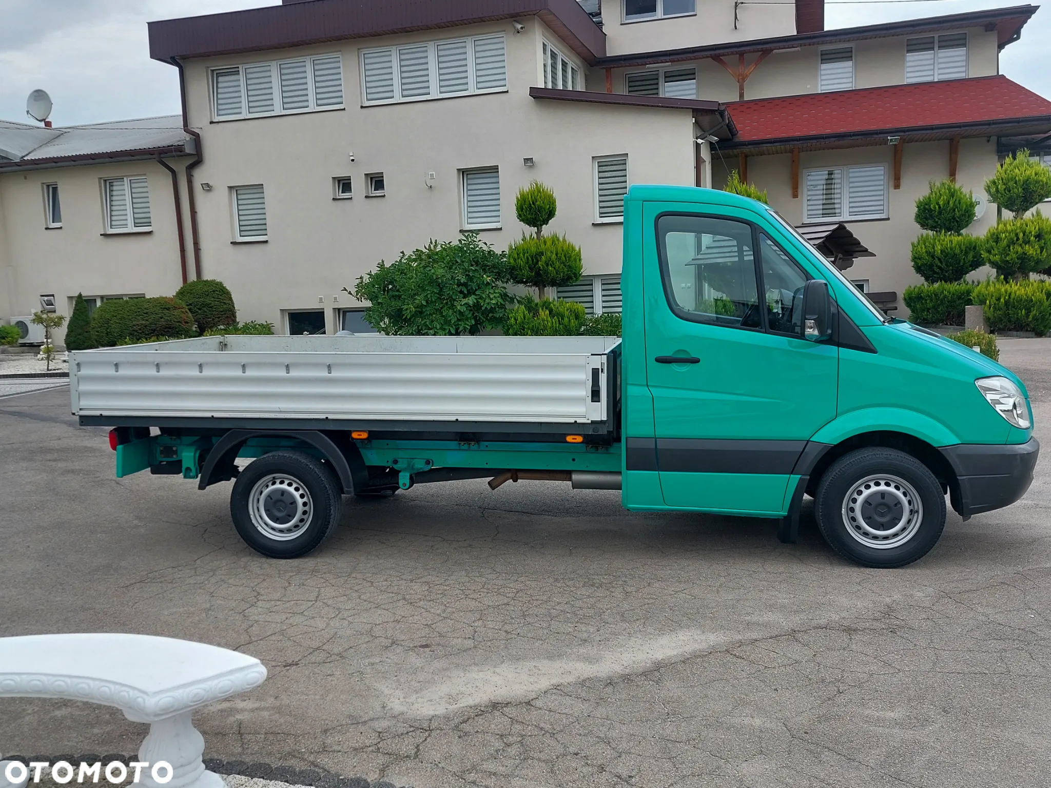 Mercedes-Benz Sprinter - 10