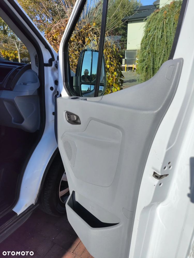 Ford Transit - 30