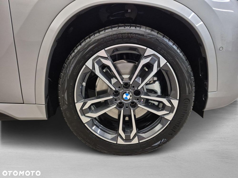 BMW X1 - 10
