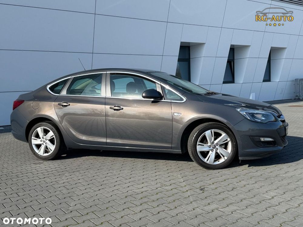 Opel Astra - 6