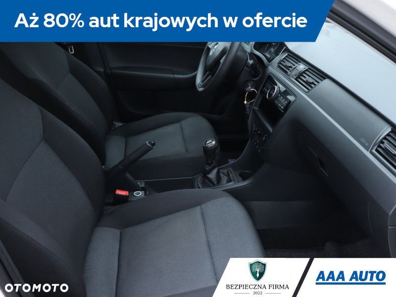 Skoda RAPID - 11