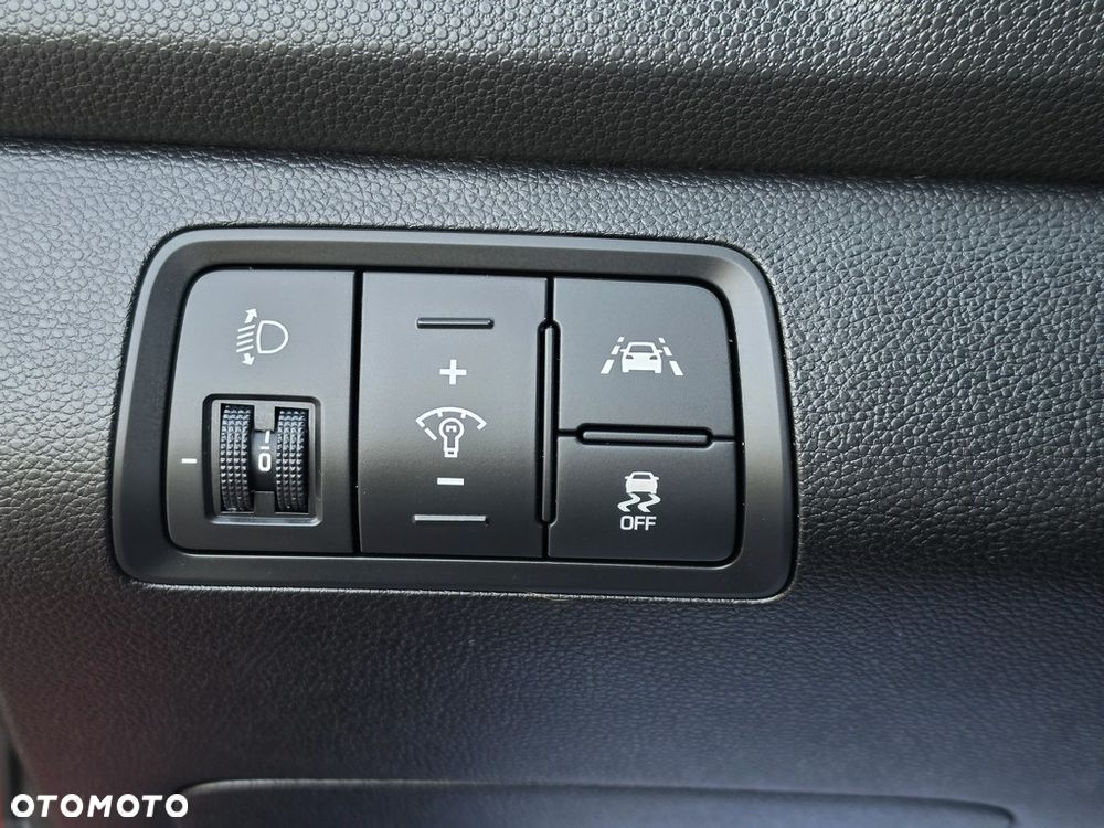 Hyundai i20 1.4 Intro Edition - 36