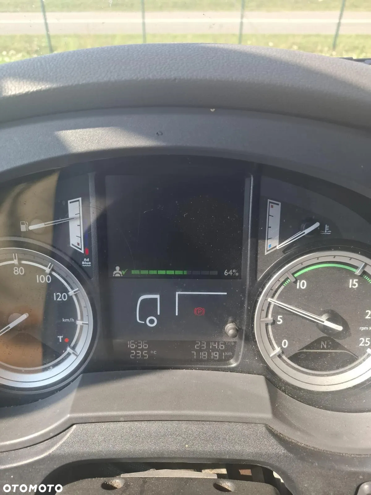 DAF XF.106.460 - 4