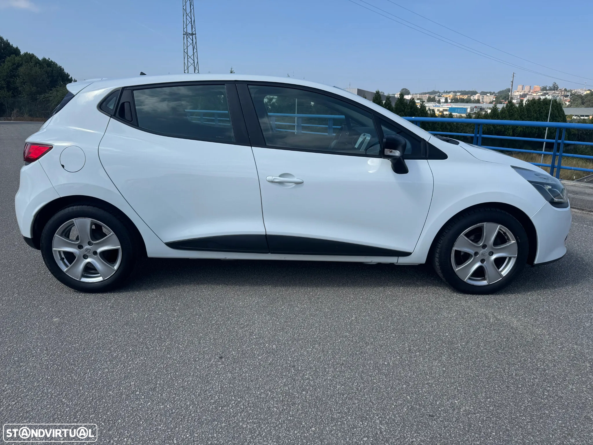 Renault Clio 1.5 dCi Comfort - 7