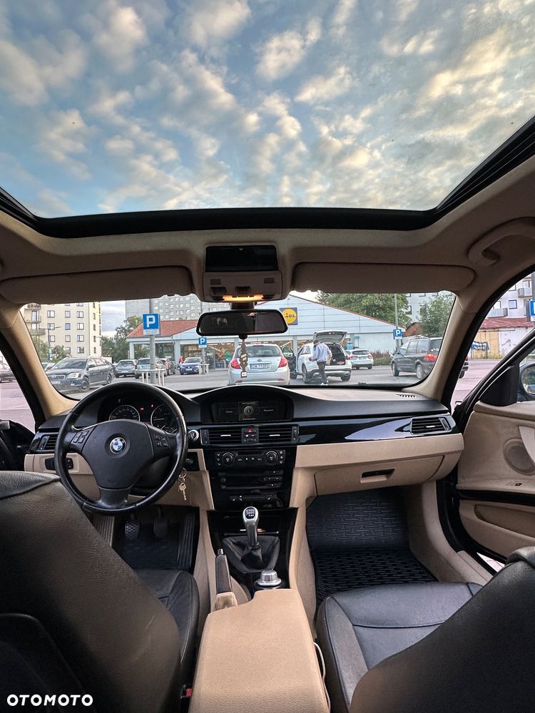 BMW Seria 3 320d - 9