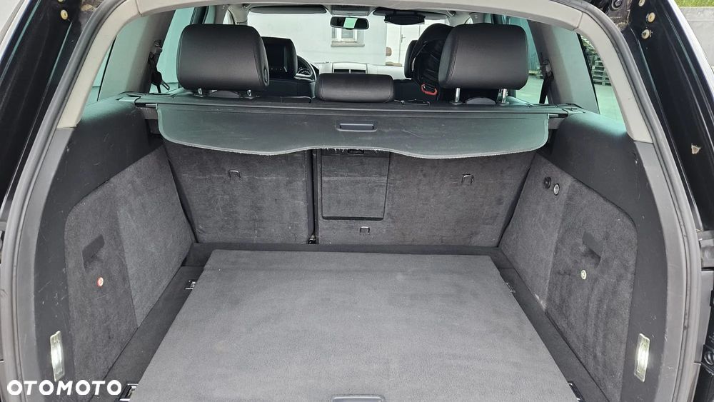 Volkswagen Touareg 4.2 V8 Tiptr - 24