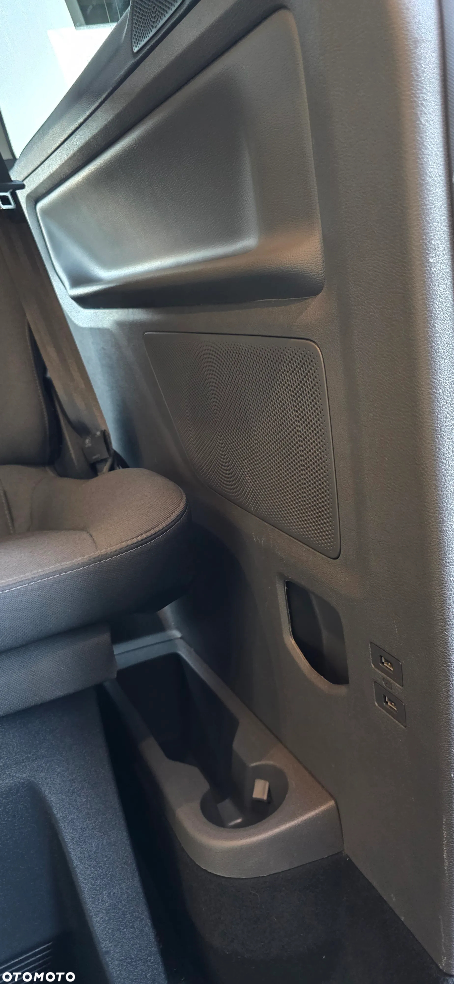 Ford Tourneo Custom 2.0 EcoBlue L1 Titanium SelectShift - 36