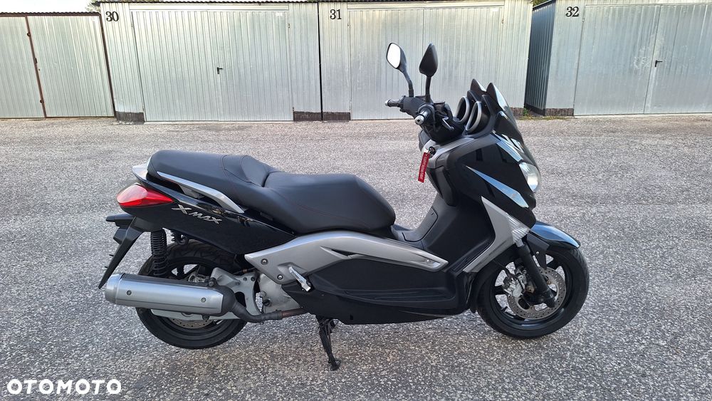 Yamaha X-max - 11