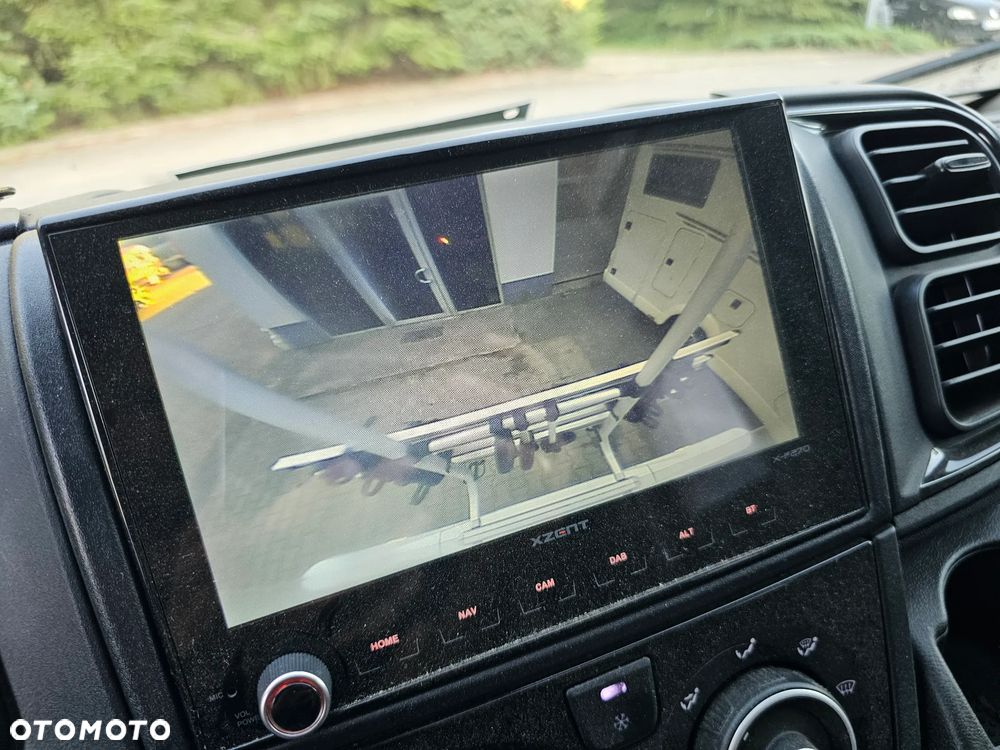 Sunlight CAPRON / HYMER ERIBA T67 Zimowy 4 miejsca do spania - 24