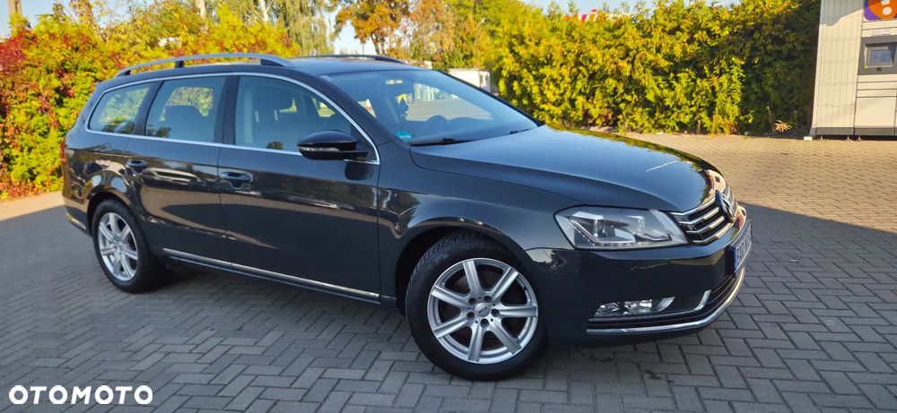 Volkswagen Passat Variant 2.0 Blue TDI DSG SCR Highline - 22