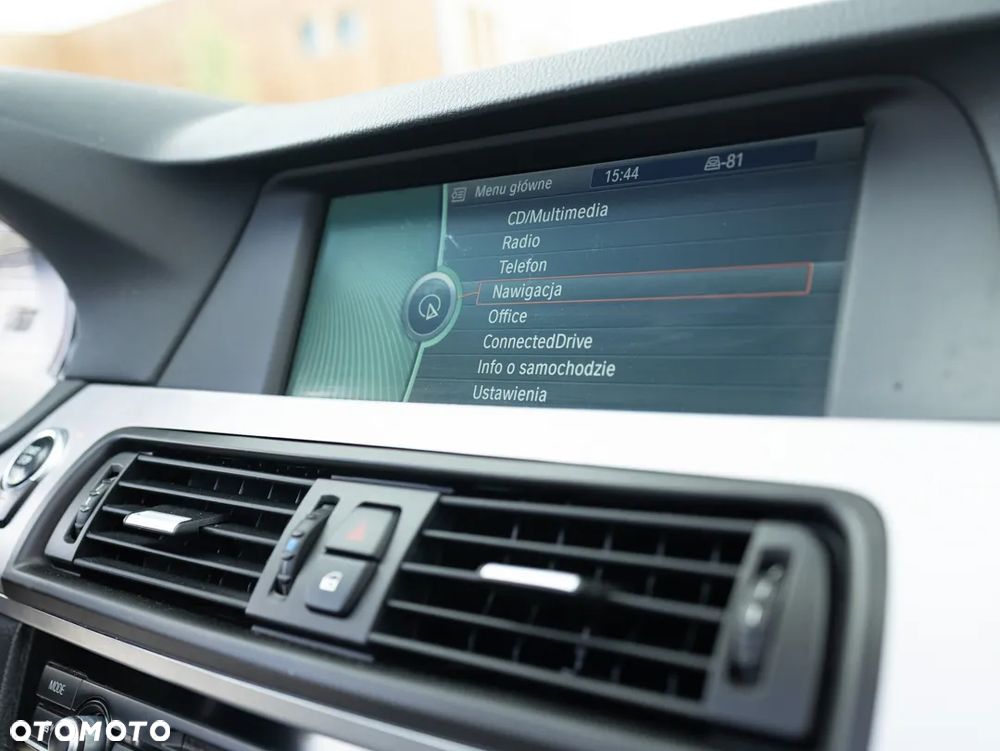 BMW Seria 5 530d xDrive - 30