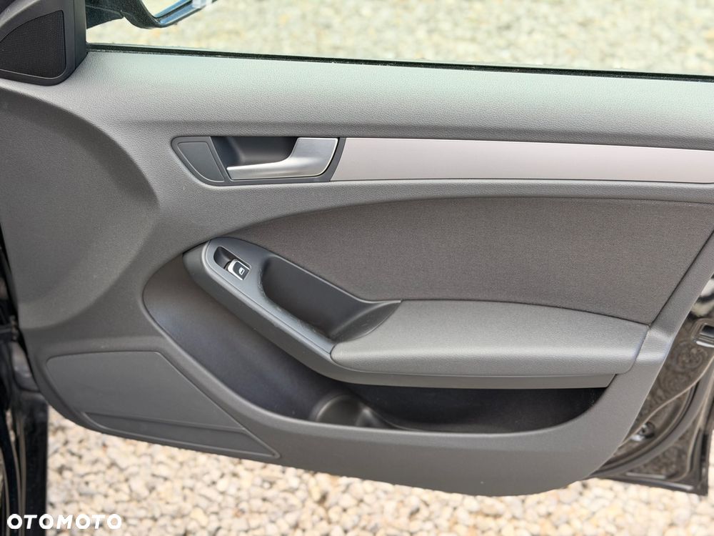 Audi A4 Avant 2.0 TDI DPF multitronic Attraction - 35