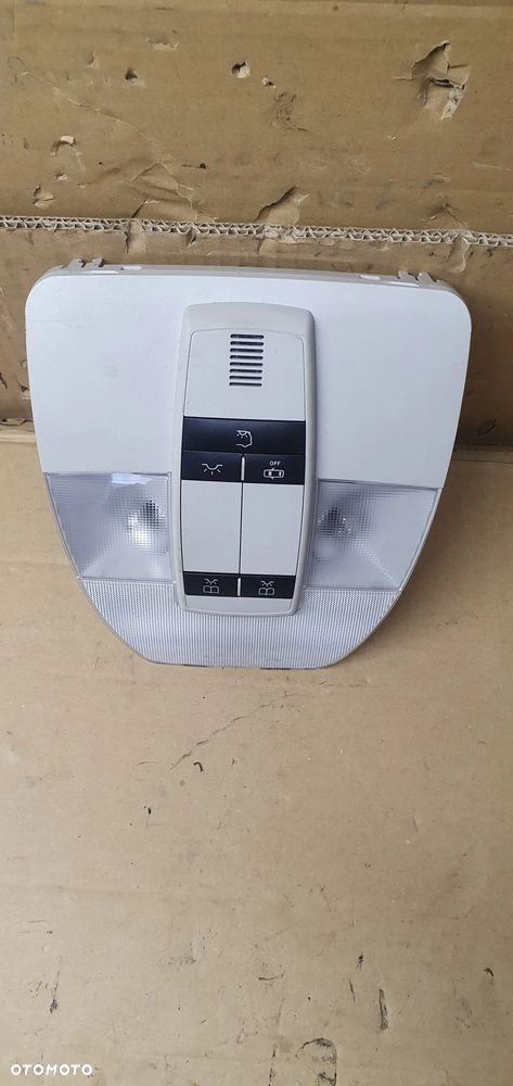 Lampka oświetlenie kabiny podsufitki Mercedes A-Klasa W169 A1698208801 - 2