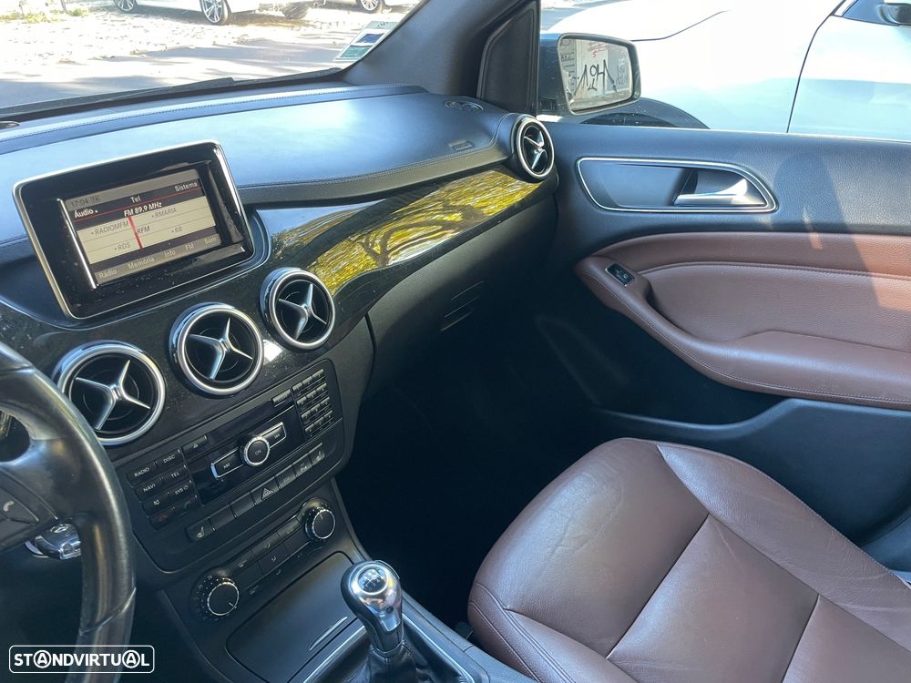 Mercedes-Benz B 200 CDi BlueEfficiency - 21