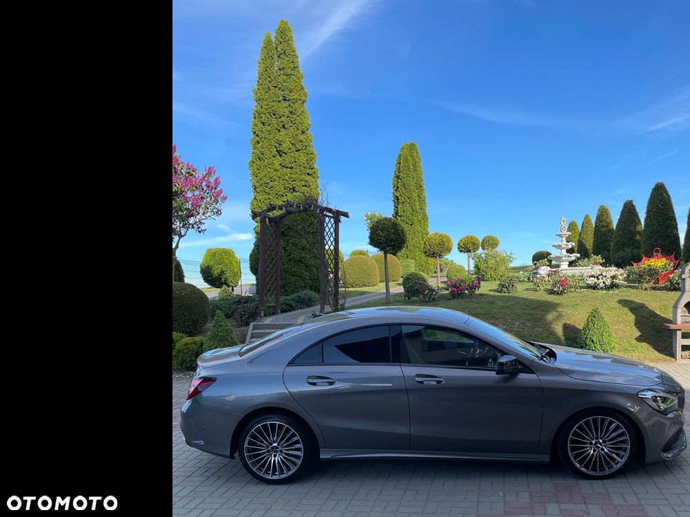 Mercedes-Benz CLA 200 7G-DCT AMG Line - 8