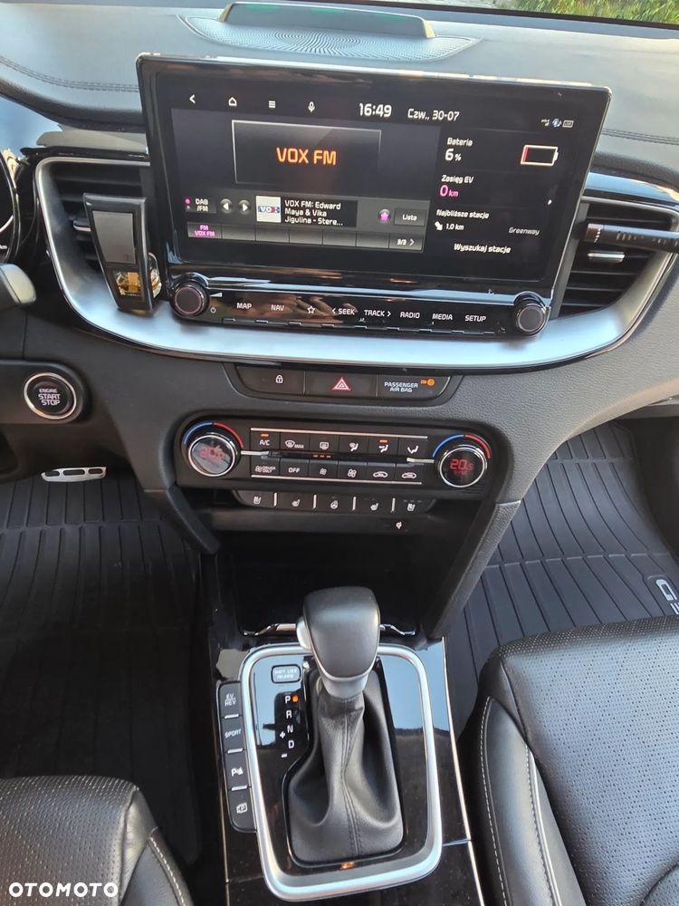 Kia Ceed - 9
